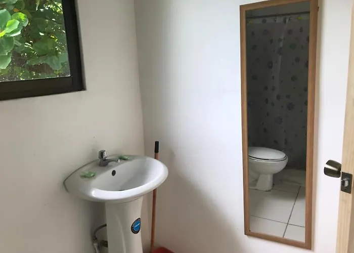 Apartamento Privada En Segundo Piso Con Piscina, A 2 Min Caminando De La Playa