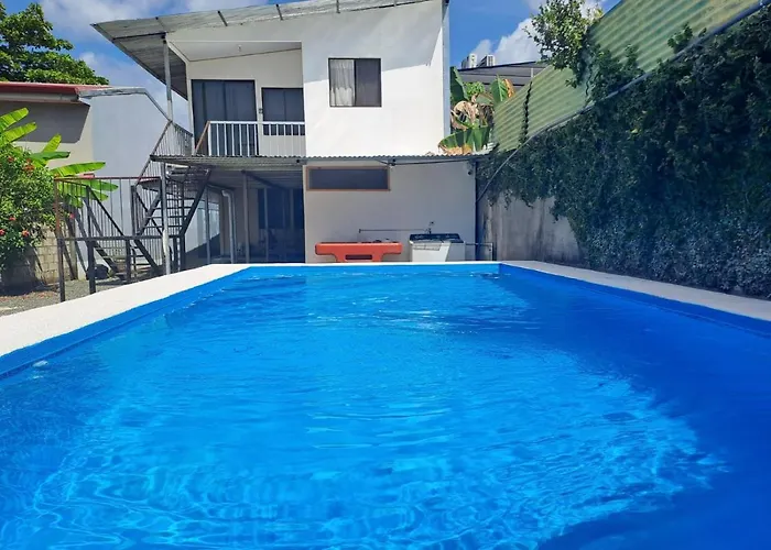 Privada En Segundo Piso Con Piscina, A 2 Min Caminando De La Playa