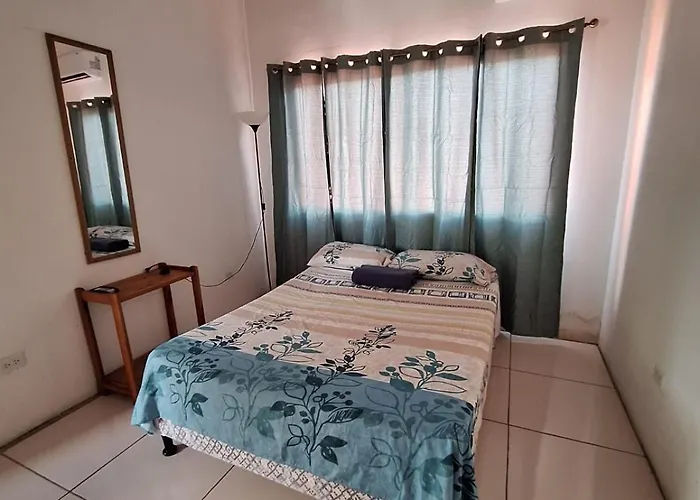 Privada En Segundo Piso Con Piscina, A 2 Min Caminando De La Playa * Brasilito